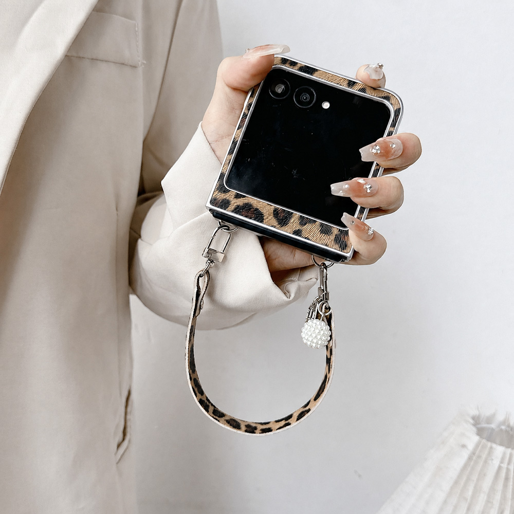 ヒョウ柄折りたたみフリップ電話ケース Motorola Ra - Phone Accessories For Men のレビューと価格