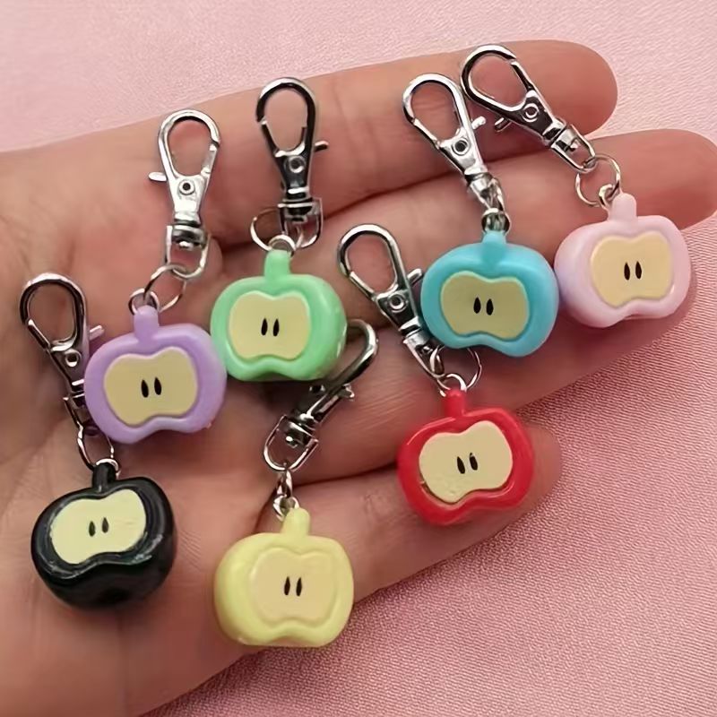 7個入り樹脂製模造アップルキーホルダー、バッグや携帯電話アク - Phone Accessories Keychain のレビューと価格